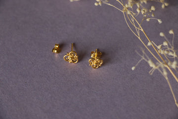 3 petal flower ear studs